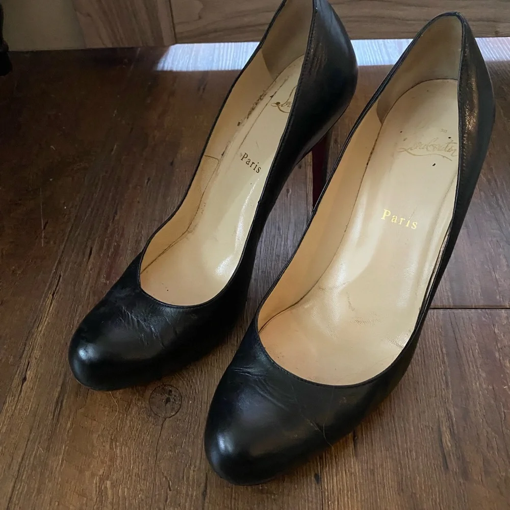 Christian Louboutin, black leather heels - Picture 1 of 4